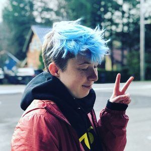 Meet your Posher, Beau